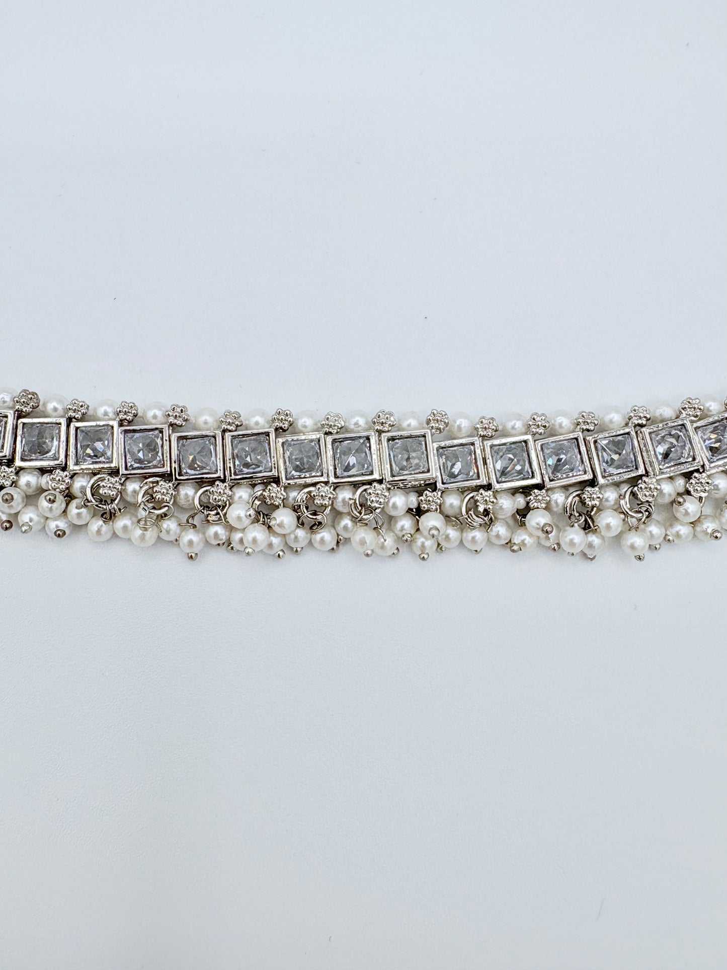 Choker necklace with crystals and pearls available at Nishaani.ca – Indian jewelry in Canada