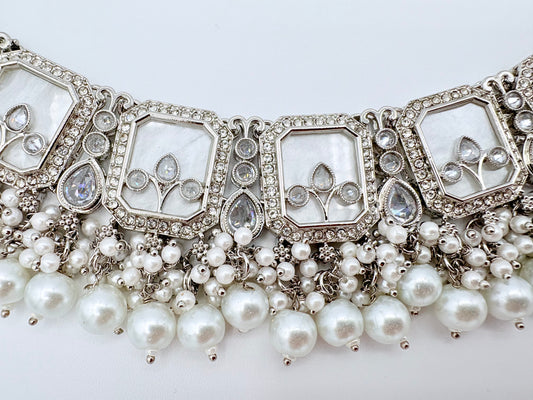 Elegant necklace with pearls and decorative elements available at Nishaani.ca – Indian jewelry in Canada