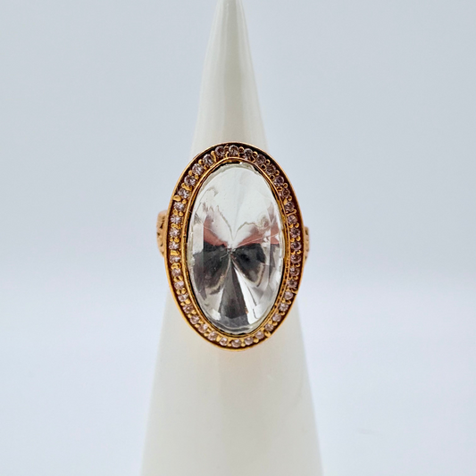 Ring with a decorative stone available at Nishaani.ca – Indian jewelry in Canada