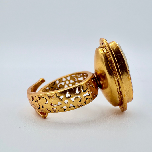 Gold ring with intricate design available at Nishaani.ca – Indian jewelry in Canada